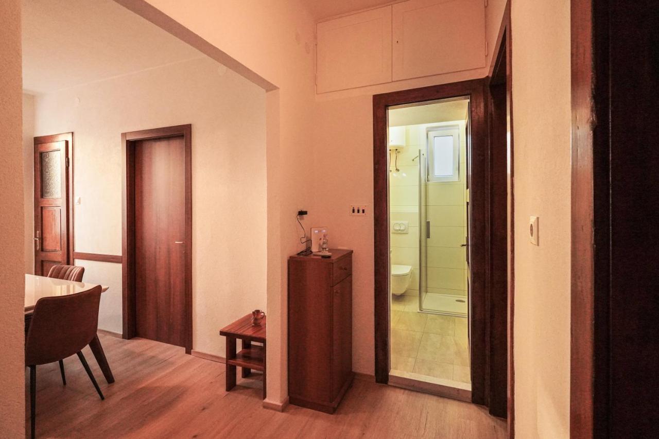 Tranquil Urban Escape Appartement